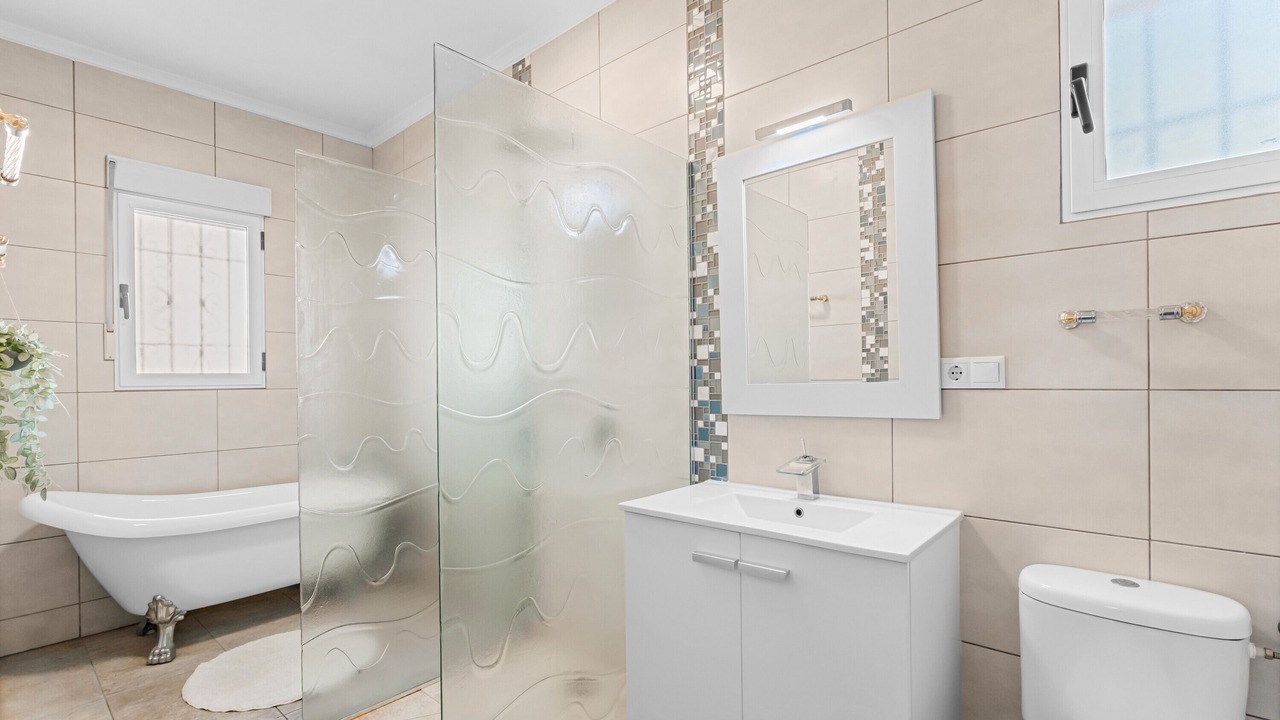 Photo of Bathroom in San Miguel de Salinas