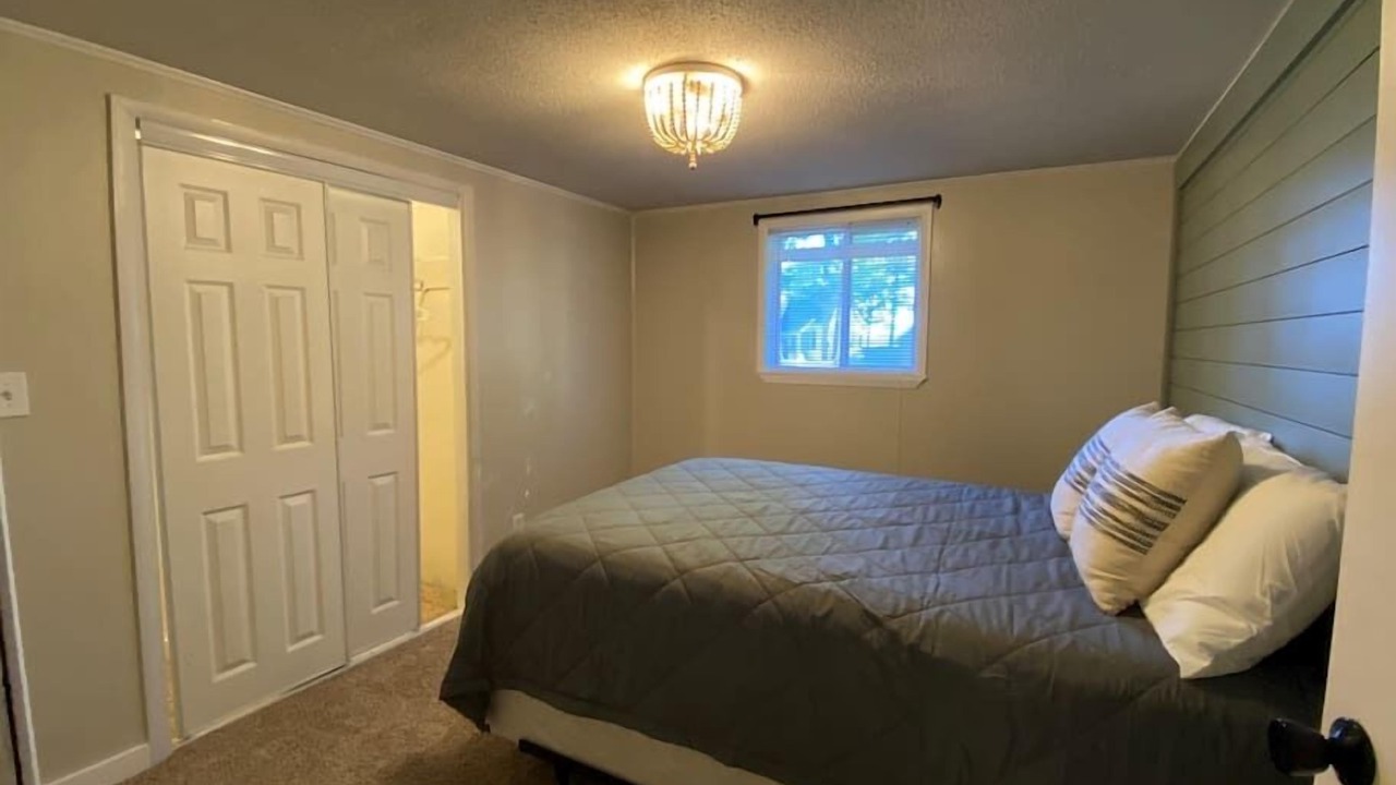Photo of Bedroom in Cadillac