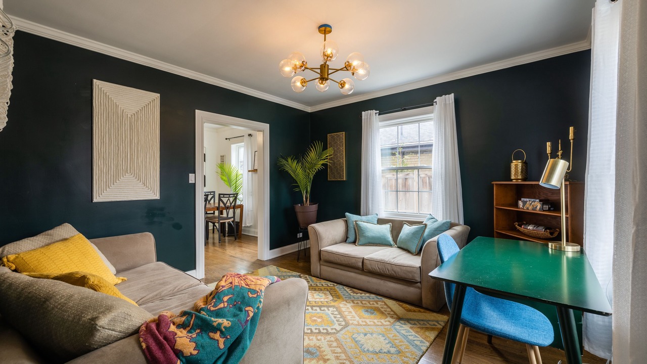 Photo of Livingroom in Skokie