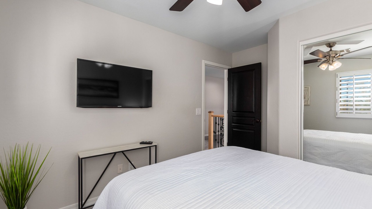 Photo of Bedroom in Red Mountain Ranch