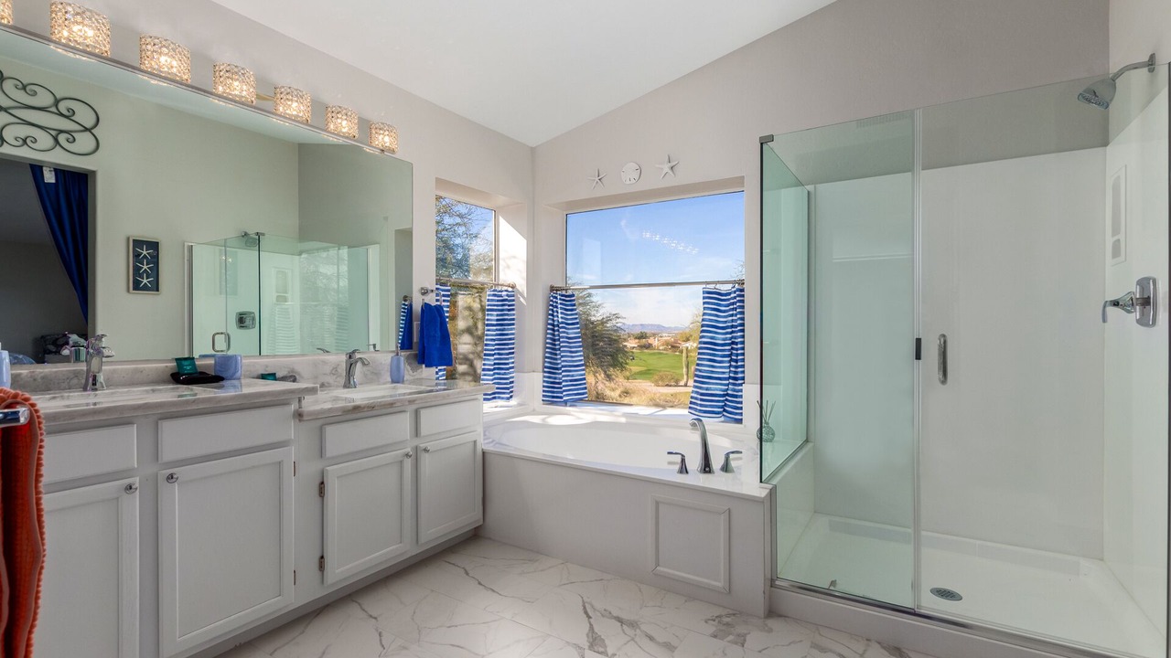 Photo of Bathroom in Red Mountain Ranch