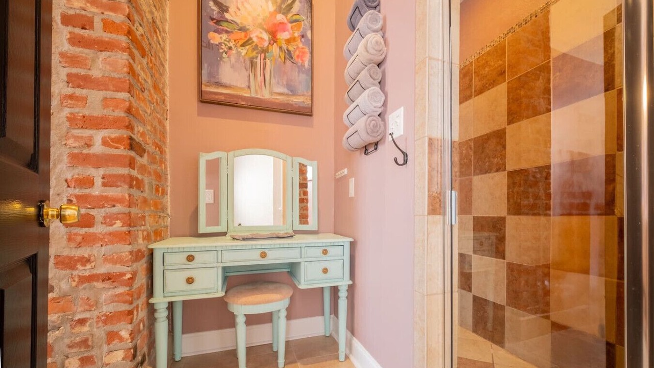 Photo of Bathroom in Faubourg Lafayette