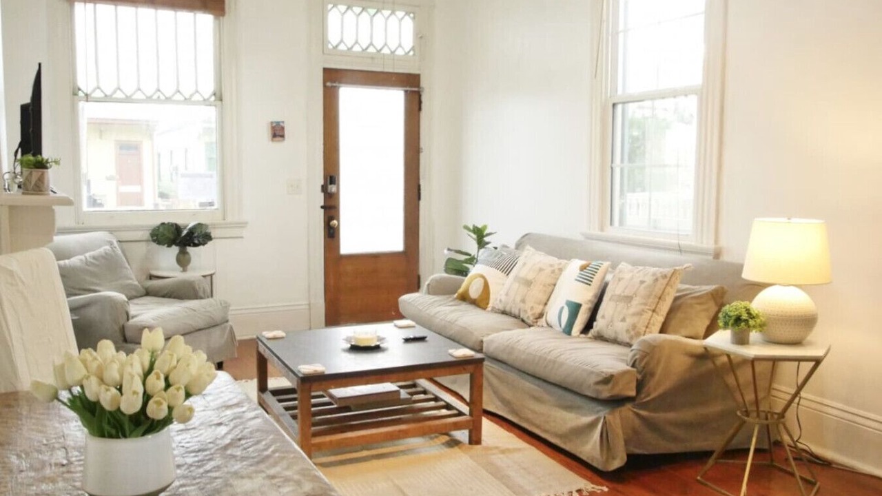 Photo of Livingroom in West Riverside