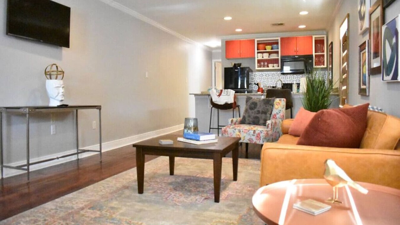 Photo of Livingroom in West Riverside