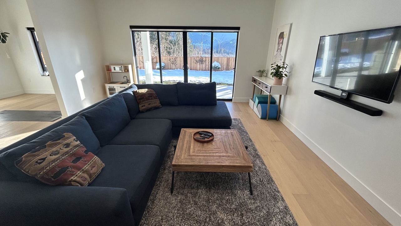 Photo of Livingroom in Squamish