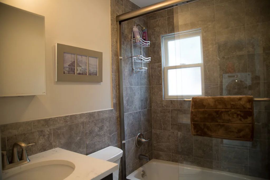 Photo of Bathroom in Pipes Cove