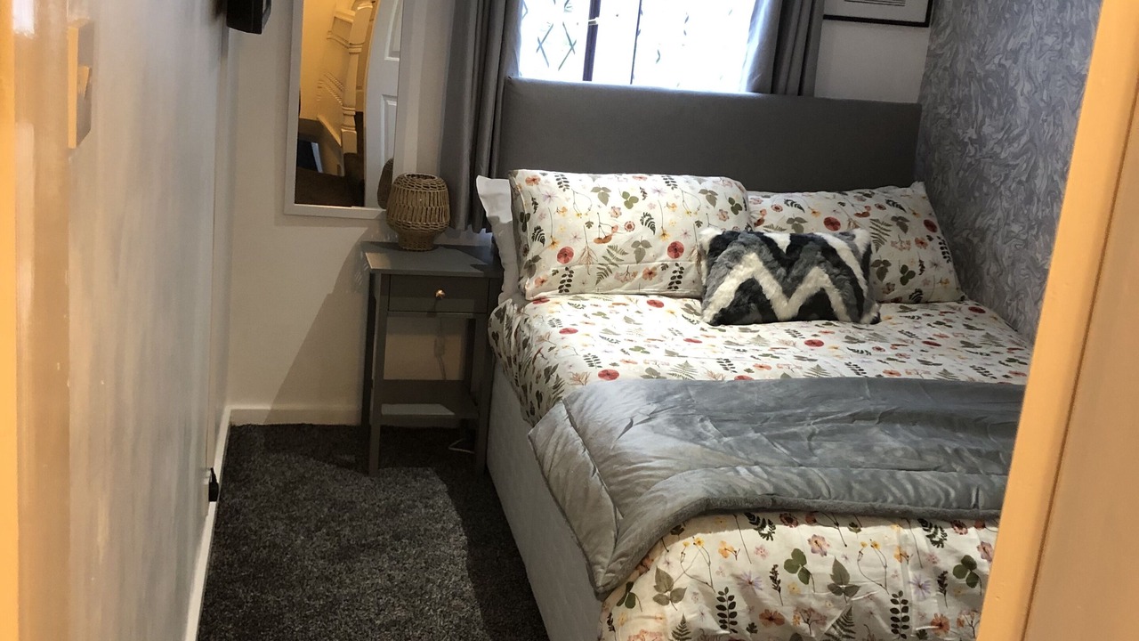 Photo of Bedroom in Failsworth