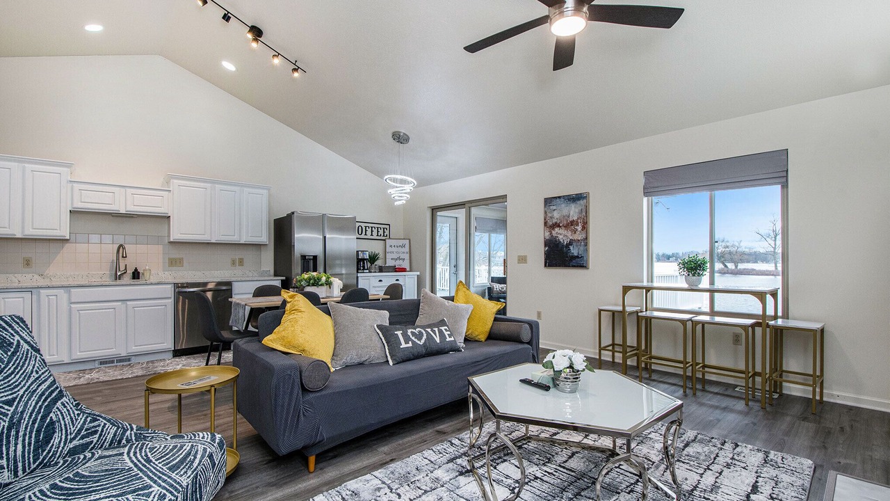 Photo of Livingroom in Smyrna