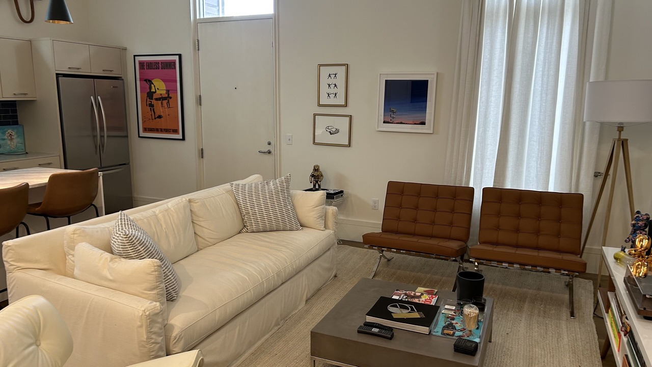 Photo of Livingroom in West Riverside