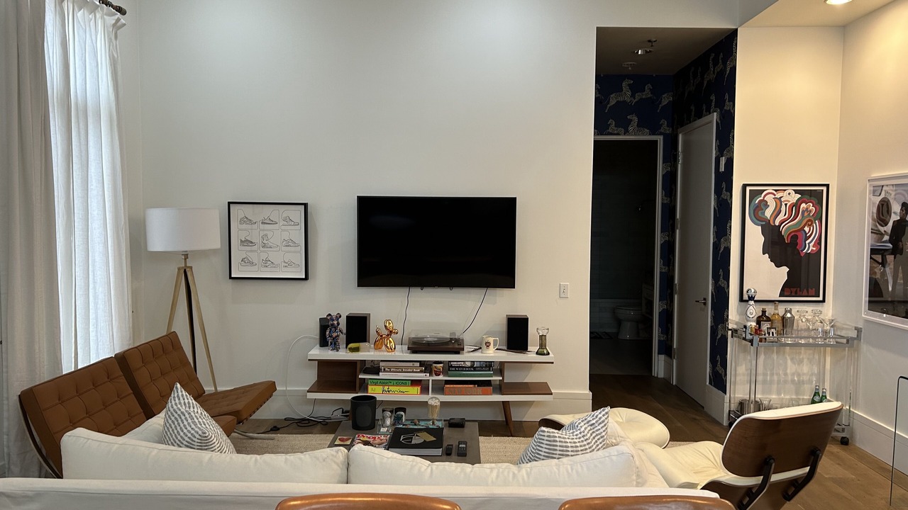 Photo of Livingroom in West Riverside