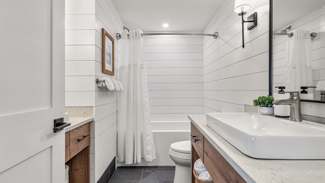 Photo of Bathroom in Canmore