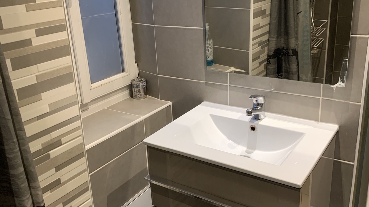 Photo of Bathroom in Moliere Vauban