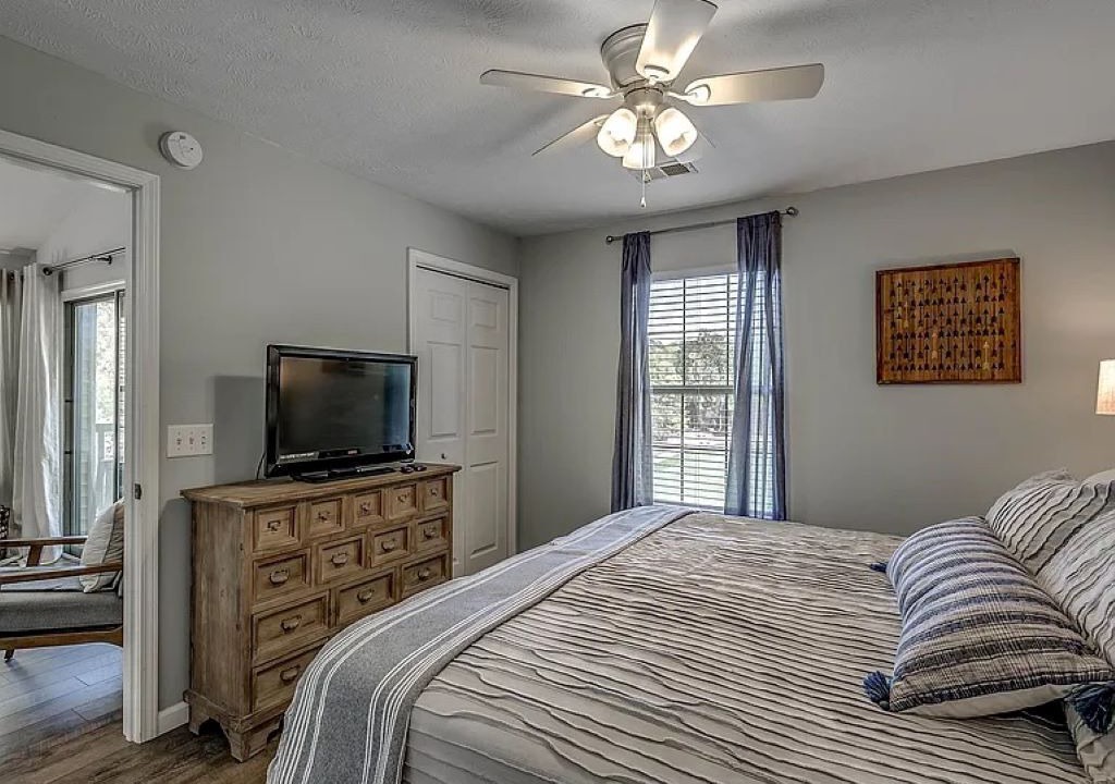 Photo of Bedroom in Pawleys Island