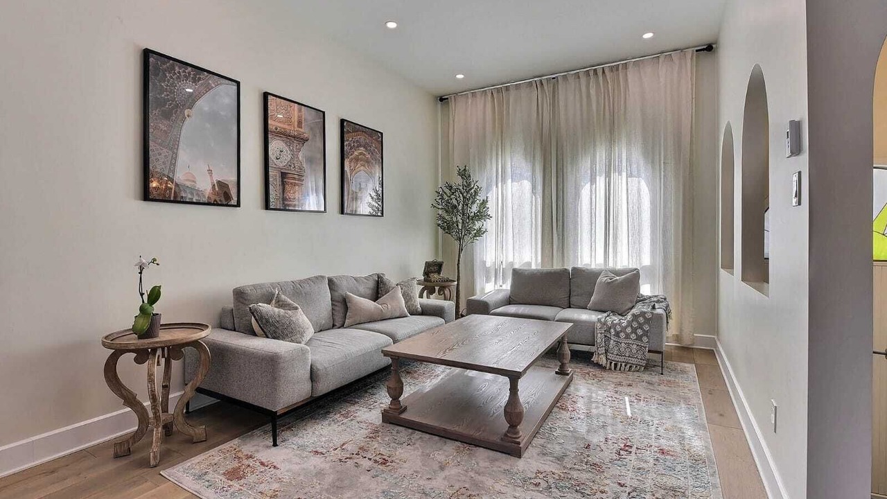 Photo of Bedroom in Laval