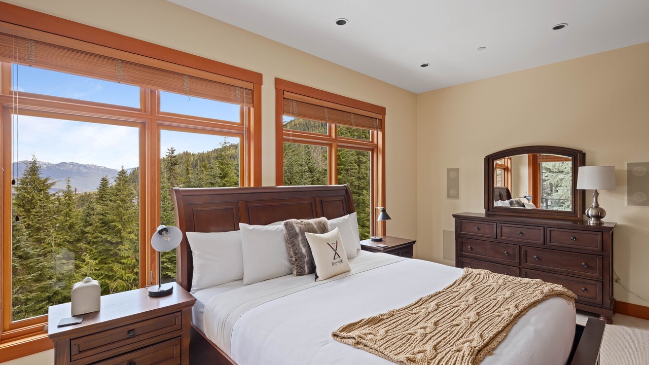 Photo of Bedroom in Whistler Creekside