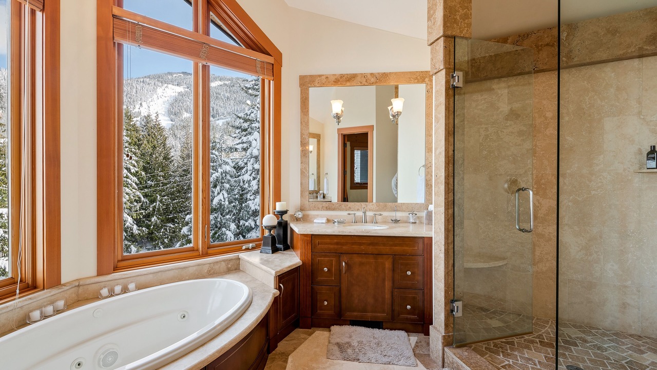 Photo of Bathroom in Whistler Creekside