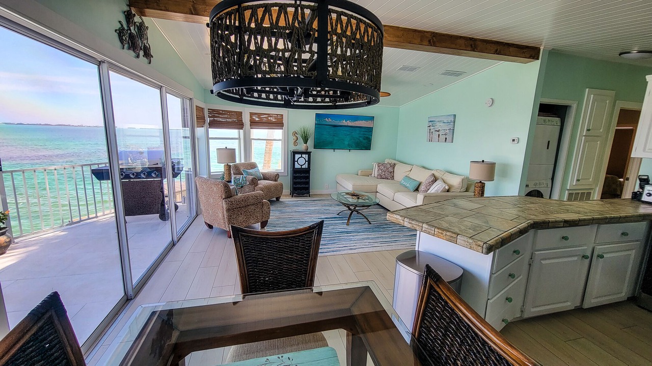 Photo of Bedroom in Cudjoe Key