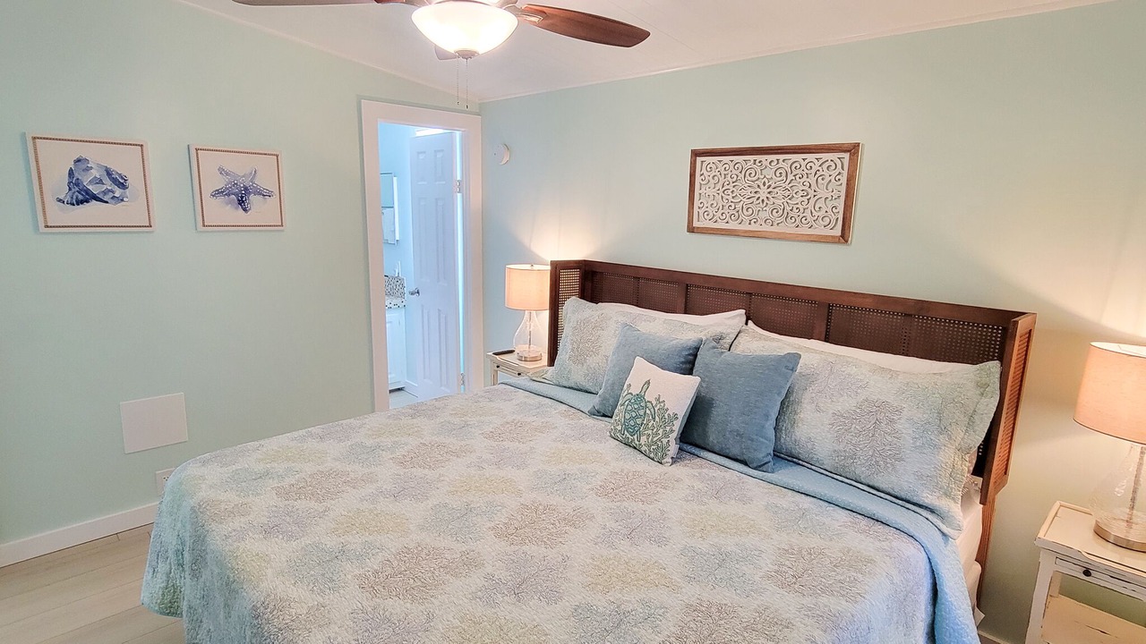 Photo of Bedroom in Cudjoe Key
