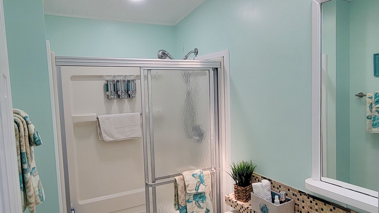 Photo of Bathroom in Cudjoe Key