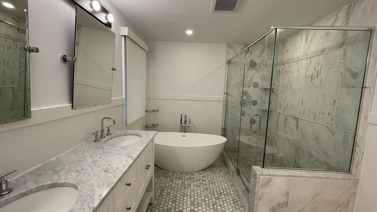 Photo of Bathroom in Hay Beach