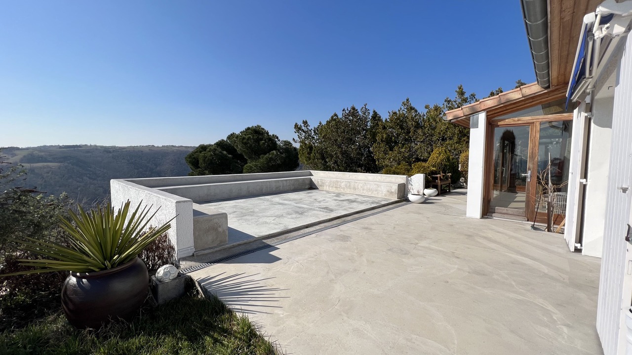 Photo of Patio Balcony in Secheras