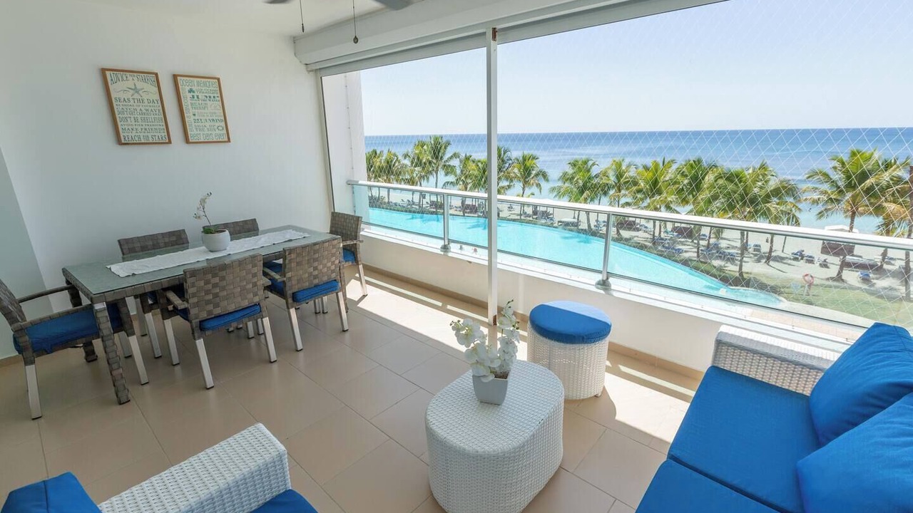 Photo of Patio Balcony in Villas Del Mar