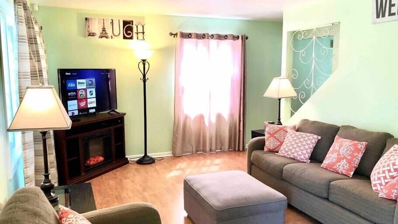 Photo of Livingroom in Forestview