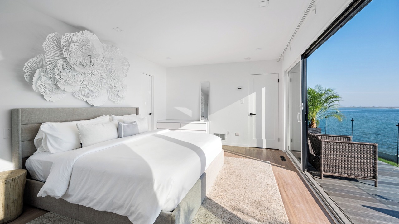 Photo of Bedroom in Hampton Bays