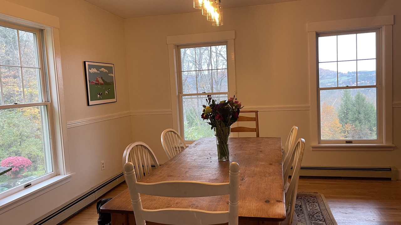 Photo of Livingroom in West Woodstock