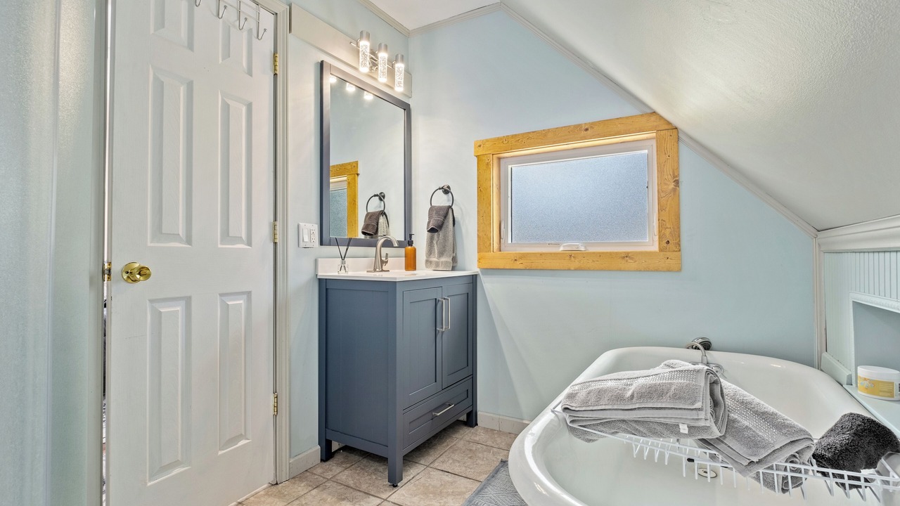Photo of Bathroom in Trufant