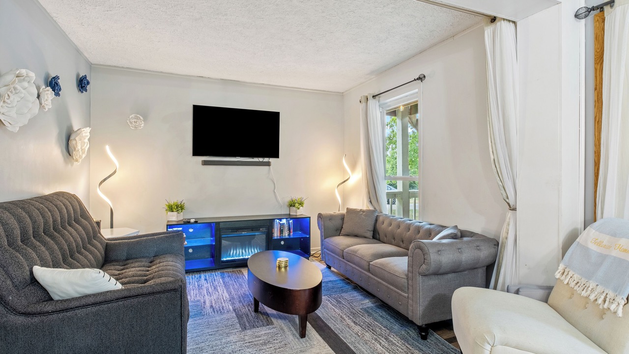Photo of Livingroom in Trufant