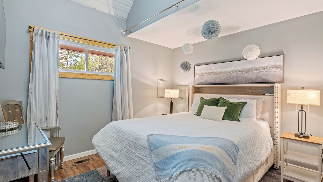 Photo of Bedroom in Trufant
