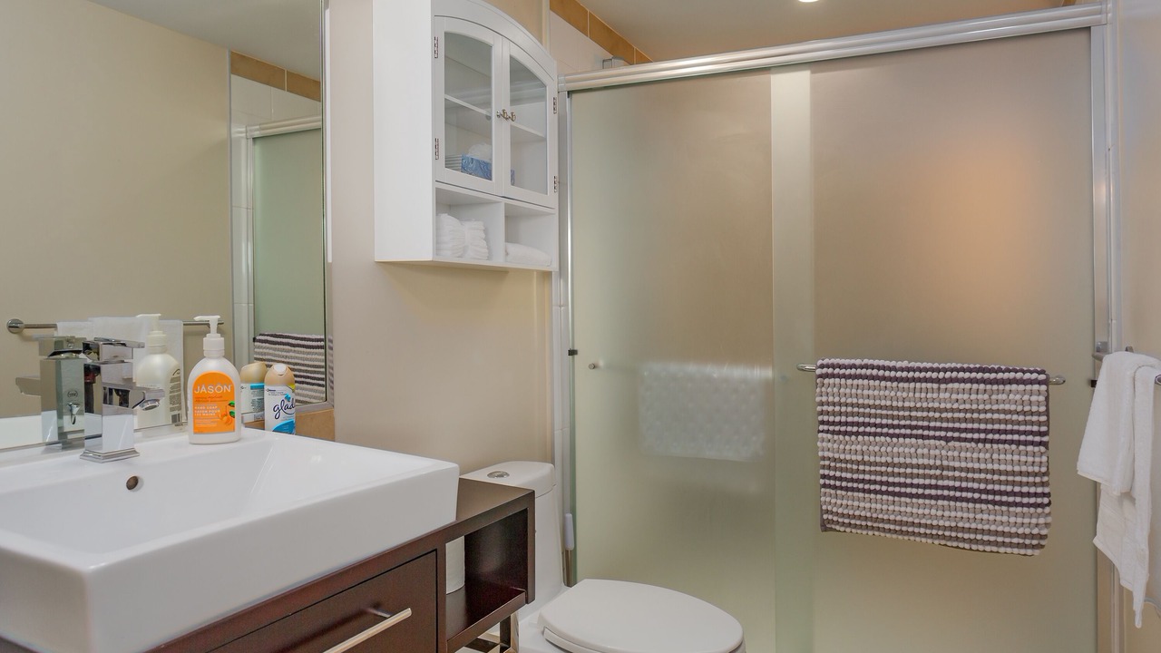 Photo of Bathroom in Crosstown