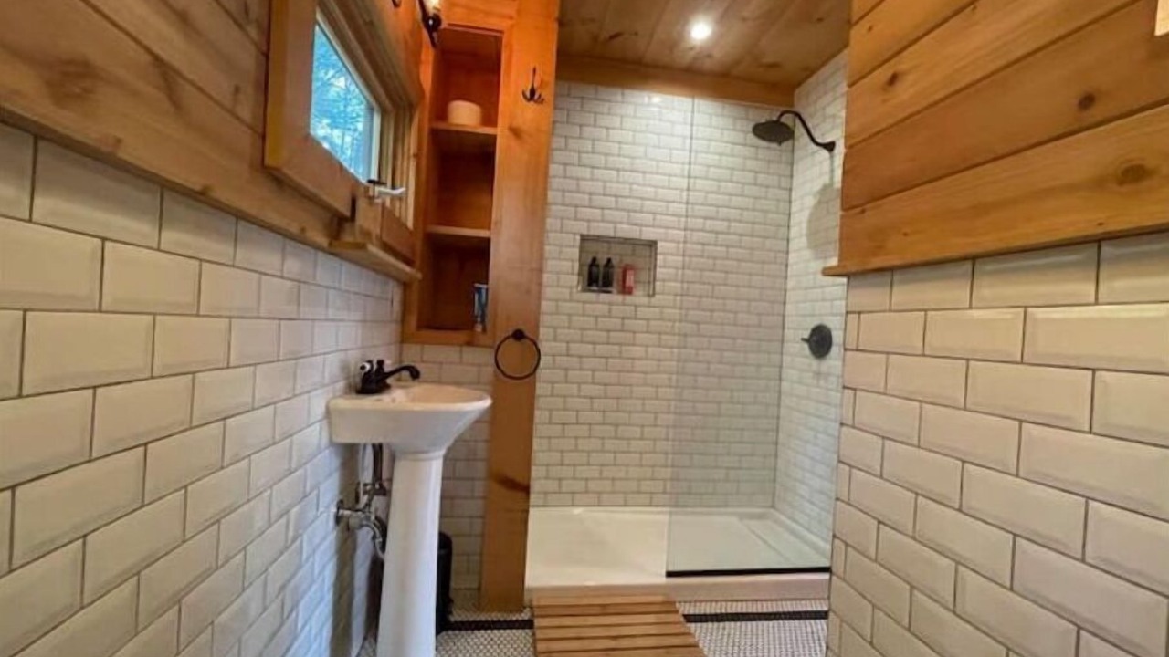Photo of Bathroom in Clinton Corners