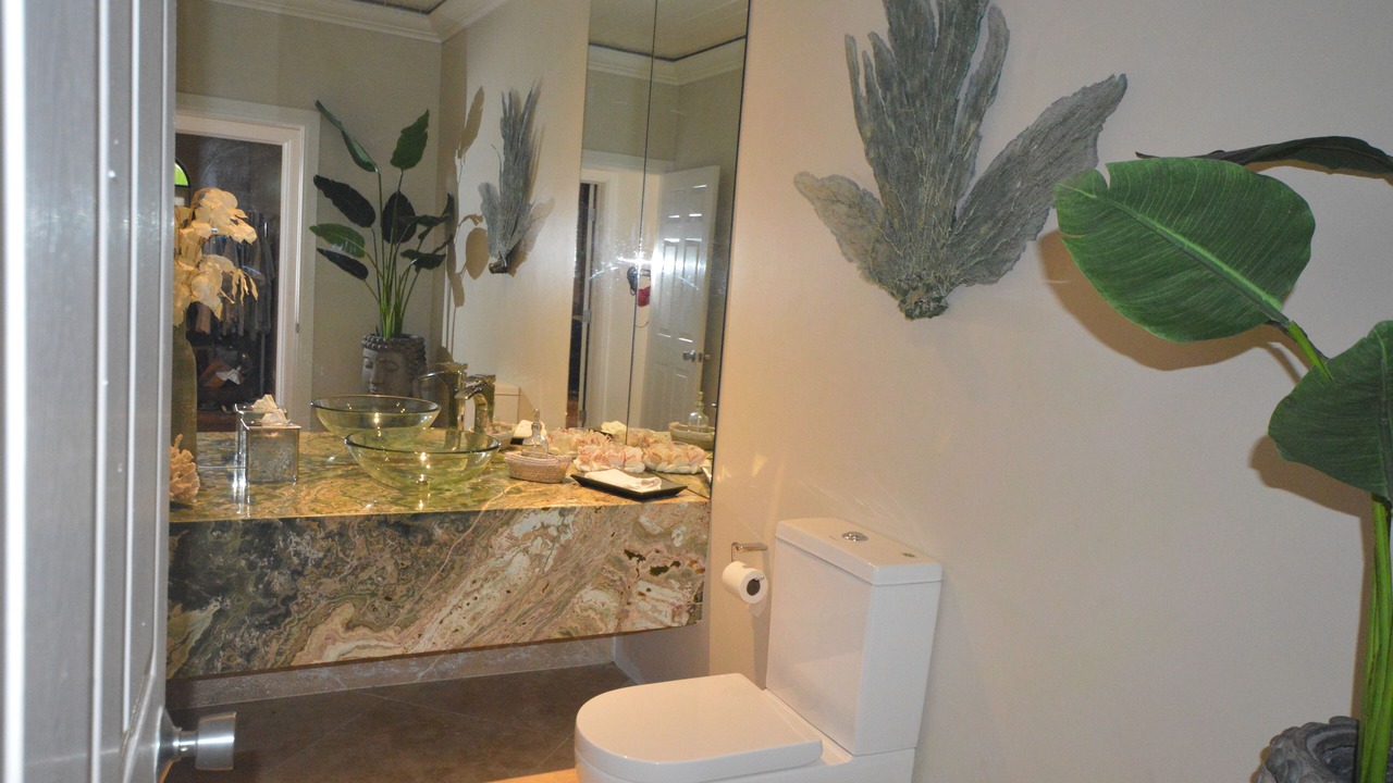 Photo of Bathroom in Maxwell