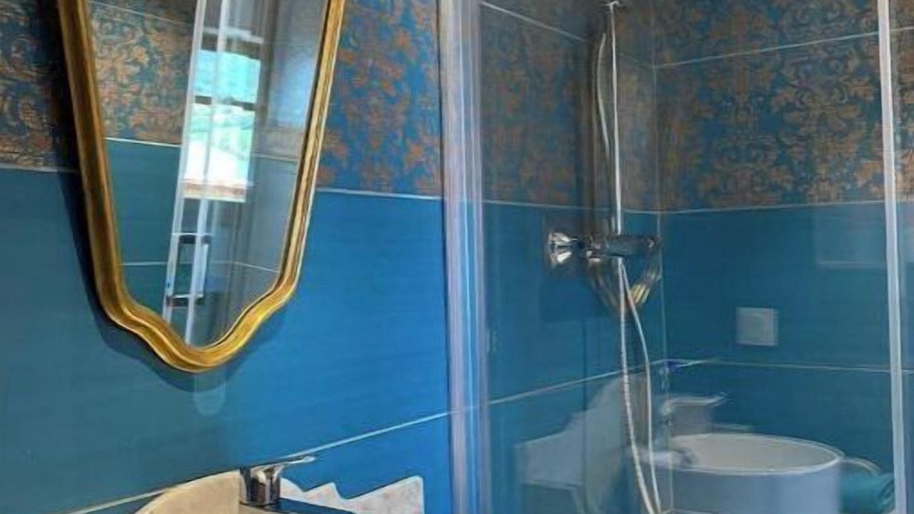 Photo of Bathroom in Albertville