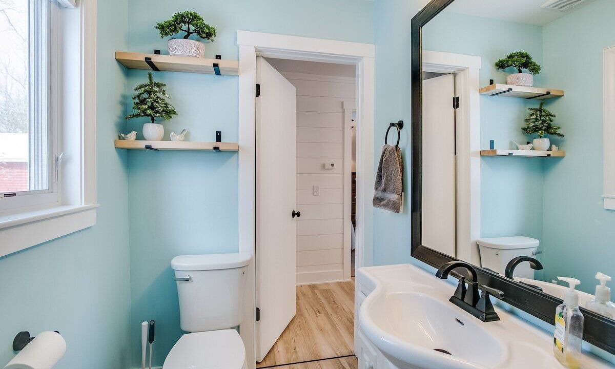 Photo of Bathroom in Baldwin