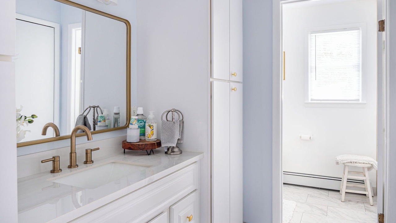 Photo of Bathroom in Gardiner