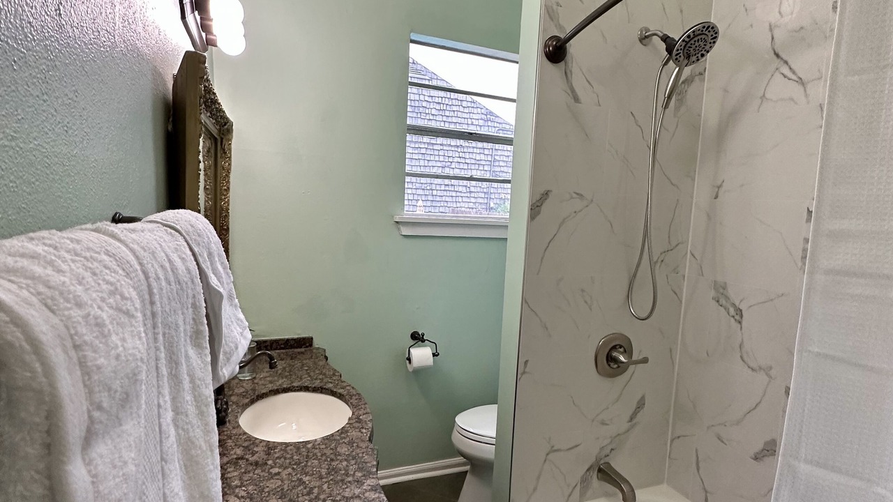 Photo of Bathroom in West Riverside
