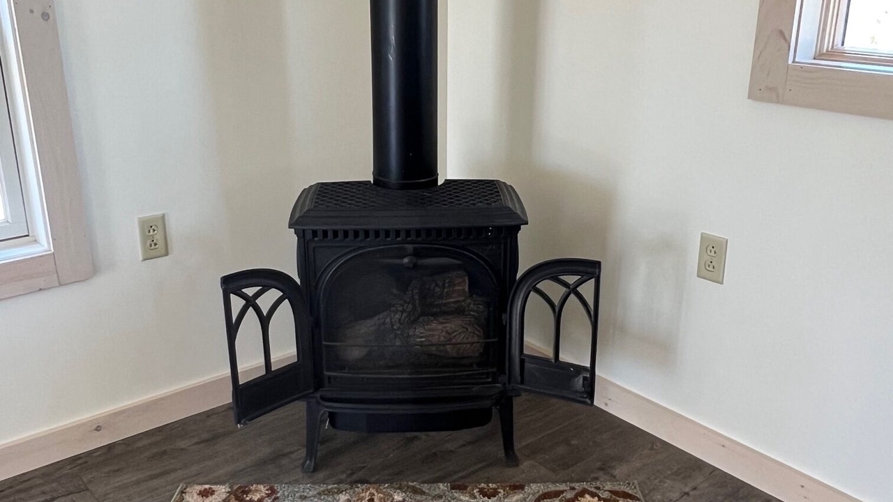 Photo of Livingroom in North Ferrisburgh