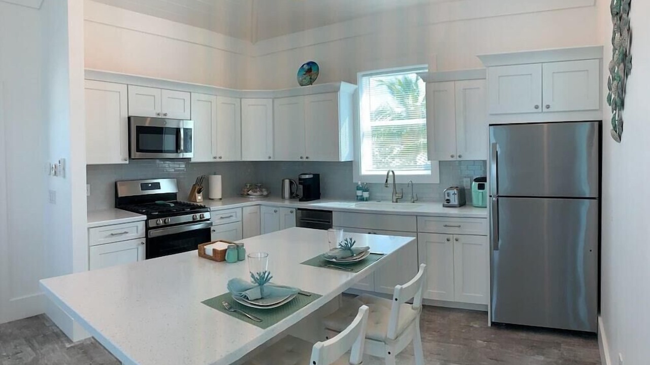 Photo of Kitchen in Lubbers Quarters Cay