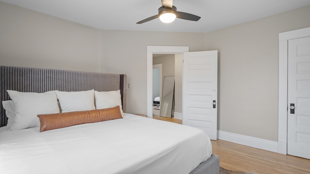 Photo of Bedroom in Fulton Heights