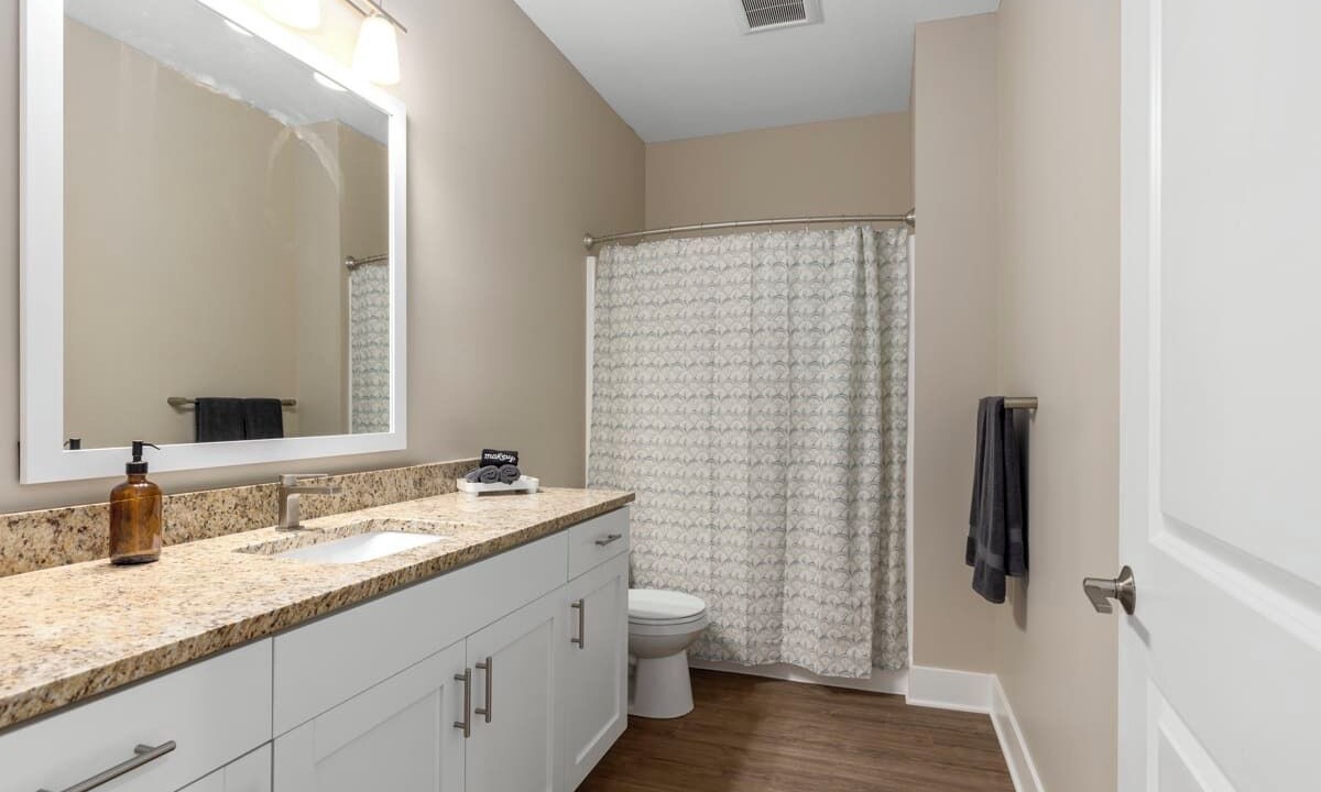 Photo of Bathroom in Grandville
