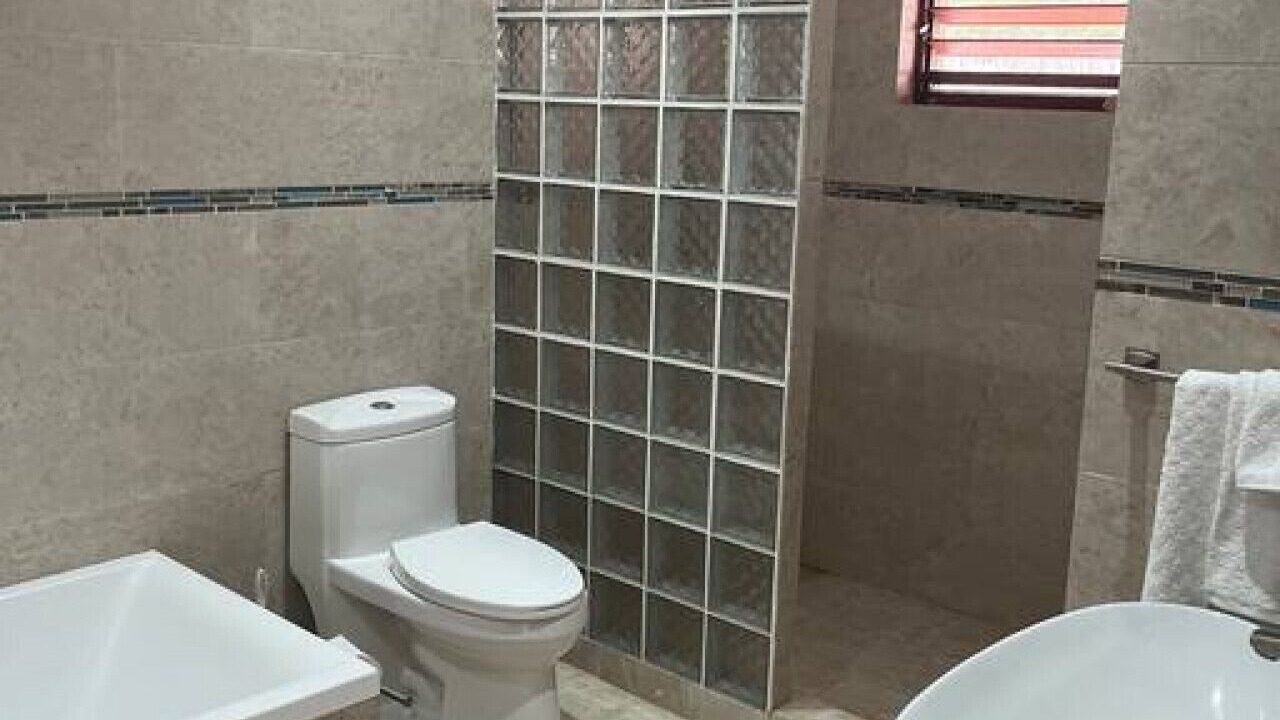 Photo of Bathroom in Treasure Beach