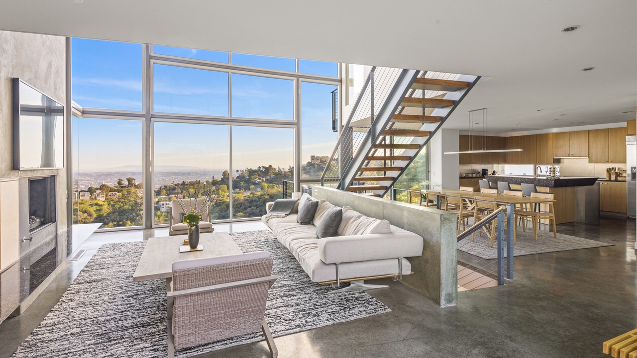 Photo of Bedroom in Hollywood Hills West
