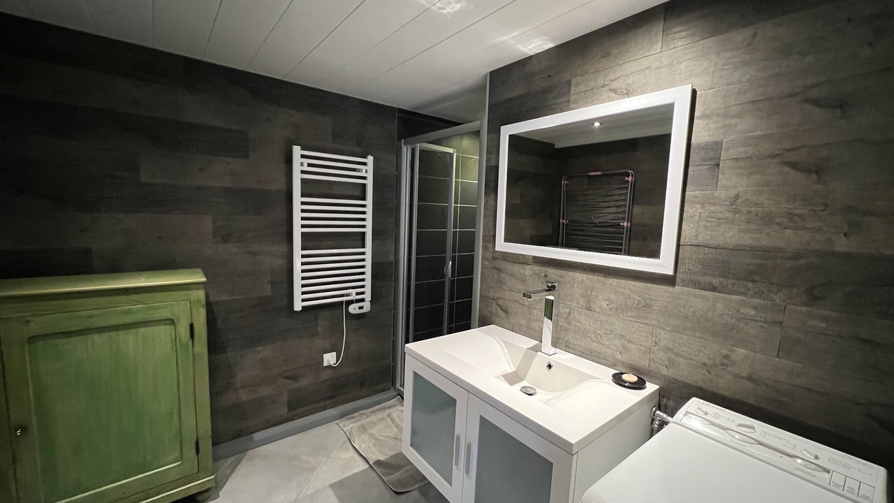 Photo of Bathroom in Saint-Julien-Vocance