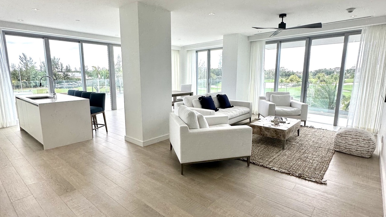 Photo of Livingroom in Nassau