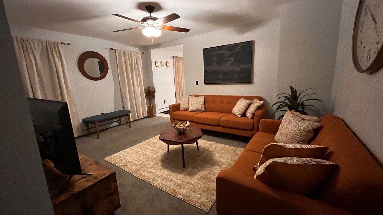 Photo of Livingroom in Silver Lane