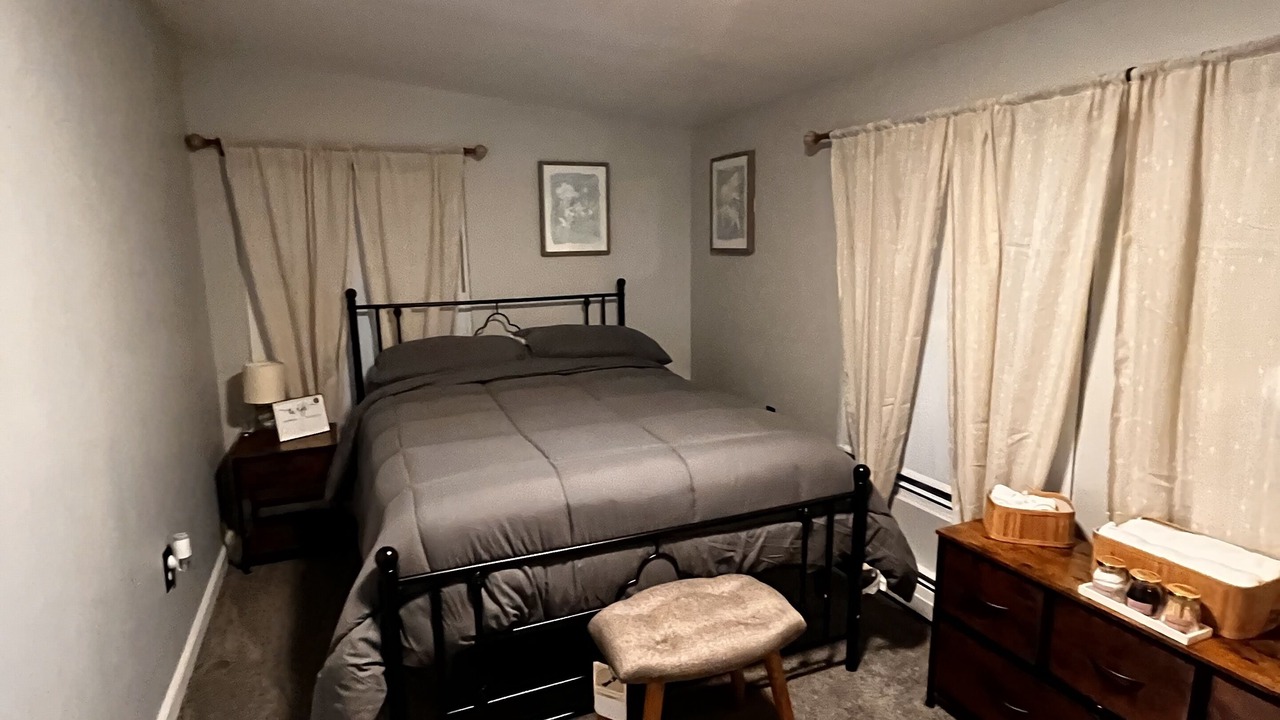 Photo of Bedroom in Silver Lane