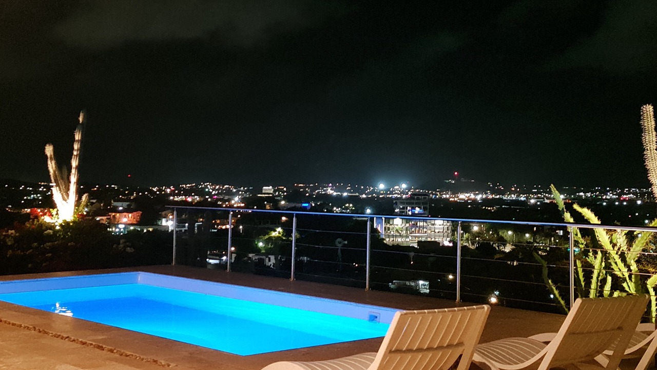 Photo of Outdoor in Rooi Catochi